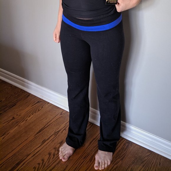 Black Lululemon leggings - Picture 1 of 2